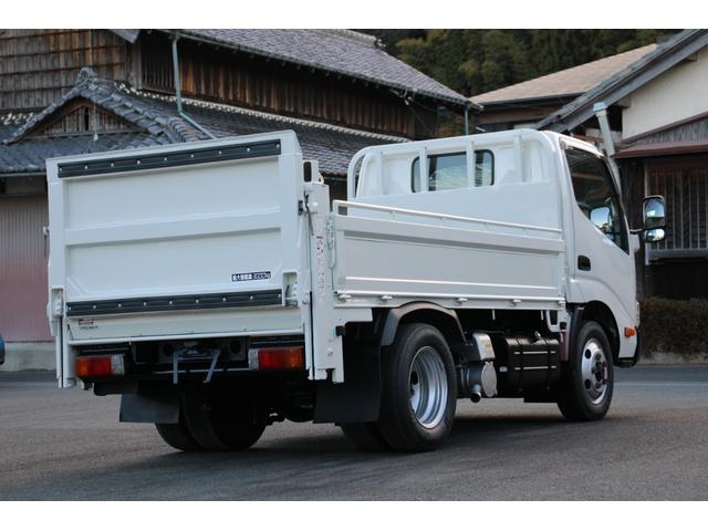デュトロ 平ボディ 3t積載 4WD パワーゲート付 極東V601B パートタイム4WD 3t積載 4No車 電格ミラー 荷床鉄板 全低床 スペアキーX2 車両総重量6085kg 内寸3076-1621-441 ゲートサイズ758-1540 地上高857(66枚目)