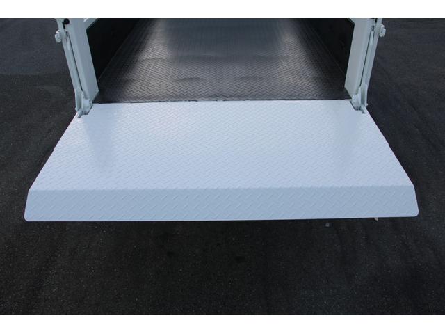 デュトロ 平ボディ 3t積載 4WD パワーゲート付 極東V601B パートタイム4WD 3t積載 4No車 電格ミラー 荷床鉄板 全低床 スペアキーX2 車両総重量6085kg 内寸3076-1621-441 ゲートサイズ758-1540 地上高857(67枚目)