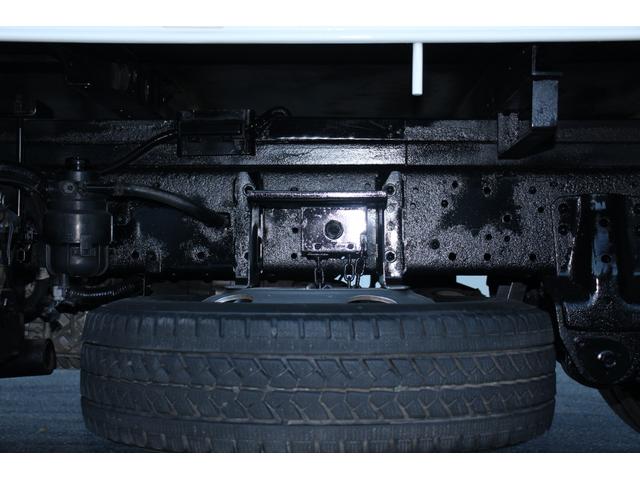 デュトロ 平ボディ 3t積載 4WD パワーゲート付 極東V601B パートタイム4WD 3t積載 4No車 電格ミラー 荷床鉄板 全低床 スペアキーX2 車両総重量6085kg 内寸3076-1621-441 ゲートサイズ758-1540 地上高857(70枚目)