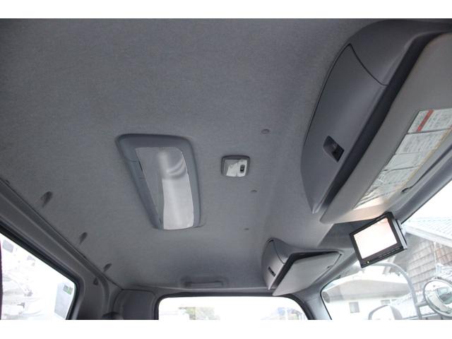 フォワード パッカー車／塵芥車　　４．３ｔ　８．２立米　増トン　プレス式　新明和ＧＴ０８６－５７３３ＮＪ１☆４ｘ２☆１９０ＰＳ／１４０ＫＷ☆汚水タンク☆連続スイッチ☆電動サイドブレーキ☆電格ミラー☆スペアキー☆車両総重量１０９６０ｋｇ☆荷台内寸４７５０ｘ１９０４ｘ１５１１（68枚目）