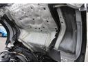汚泥吸引車　新明和クリーンキューム　ＧＶＥ３－Ｗ２００　サブエンジン駆動式　タンク容量２．０立米　１９５０Ｌ　ブロア動力３４ＫＷ　吸引圧力９３ＫＰＡ　上物同年式　アワメーター３４０時間　Ｂモニター　左電格ミラー(25枚目)