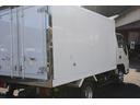 冷蔵冷凍車　１．５ｔ　　　低温　－３０℃　２室　☆１０尺☆東プレＭＪ２２ＬＯＣ☆－３０℃設定☆サイドドア☆仕切扉☆２室☆荷箱キー有☆スペアキー☆Ｂモニター☆車両総重量４１２５ｋｇ☆荷台内寸３０２５ｘ１５６１ｘ１３４５☆床地上高９４８（14枚目）