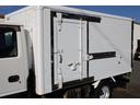 冷蔵冷凍車　１．５ｔ　　　低温　－３０℃　２室　☆１０尺☆東プレＭＪ２２ＬＯＣ☆－３０℃設定☆サイドドア☆仕切扉☆２室☆荷箱キー有☆スペアキー☆Ｂモニター☆車両総重量４１２５ｋｇ☆荷台内寸３０２５ｘ１５６１ｘ１３４５☆床地上高９４８（16枚目）
