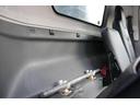 パッカー車/塵芥車 3.05t積載 5.9立米 プレス式 極東GB59-26-S 連続スイッチ 汚水タンク バックモニター 電格ミラー レザー調シートカバー スペアキー 車両総重量7995kg 荷台内寸3780-1980-1700(73枚目)