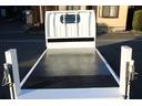 平ボディ-2tパワーゲート(PG) 全低床 ☆10尺☆リフト能力600kg☆☆キーレス☆フォグランプ☆電格ミラー☆スペアキー☆車両総重量4435kg☆荷台内寸3069x1615x374☆ゲートテーブルサイズ806x1452☆床地上高845(33枚目)