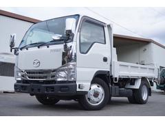 タイタントラック 　全低床　４ＷＤ　ダンプ　走行２７０００ｋｍ台 0230013A30231220W001 2