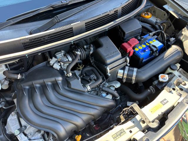 マーチ ニスモ　Ｓ　禁煙車　ＨＫＳマフラー　オーリンズ（ＡＺＵＲＩＴＥ）車高調　サスペンションプラスサス　クスコＬＳＤ　純正ナビＴＶ　バックカメラ　インテリキー　ＬＥＤヘッドライト　ＥＴＣ（10枚目）