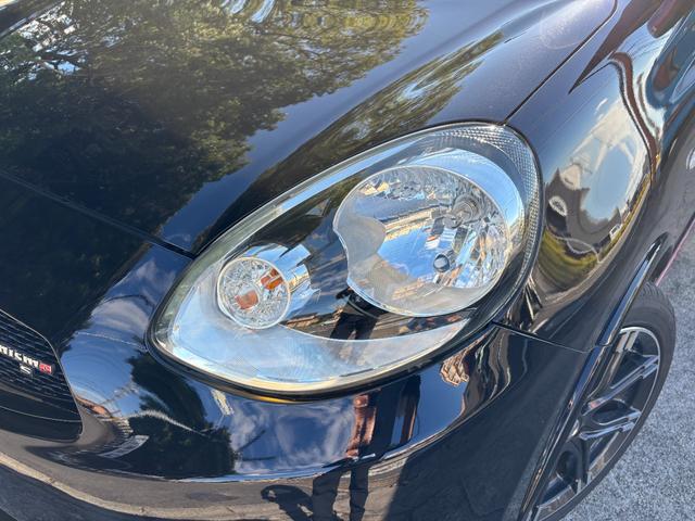 マーチ ニスモ　Ｓ　禁煙車　ＨＫＳマフラー　オーリンズ（ＡＺＵＲＩＴＥ）車高調　サスペンションプラスサス　クスコＬＳＤ　純正ナビＴＶ　バックカメラ　インテリキー　ＬＥＤヘッドライト　ＥＴＣ（13枚目）