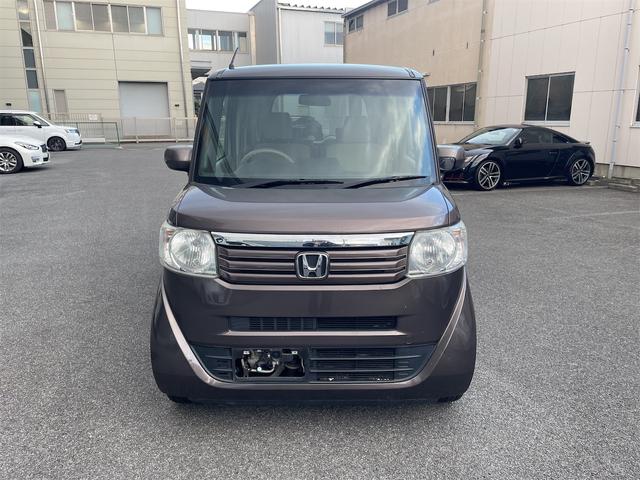 Ｎ－ＢＯＸ Ｇ・Ｌパッケージ　両側スライド・片側電動　ナビ　スマートキー　アイドリングストップ　ベンチシート　ＣＶＴ　盗難防止システム　ＡＢＳ　ＥＳＣ　ＣＤ　ＵＳＢ　衝突安全ボディ　エアコン　パワーステアリング　パワーウィンドウ（15枚目）