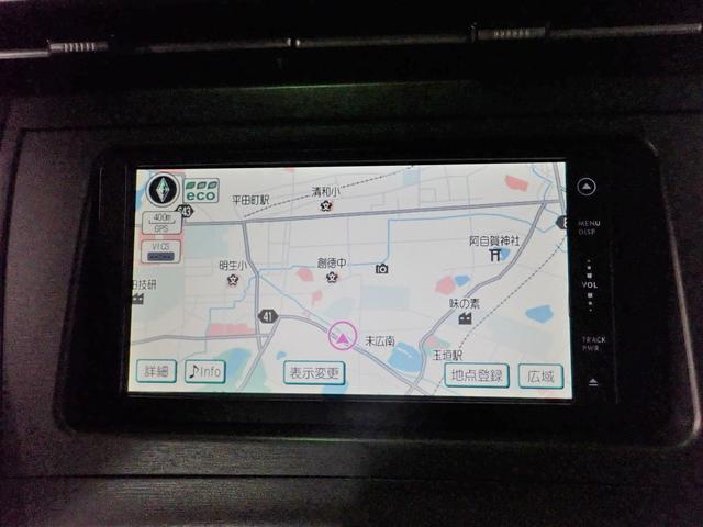 プリウス Ｇ　純正ＳＤナビ　ワンセグ　ＣＤ　Ｂカメラ　ＥＴＣ　インテリキー＆Ｐスタート　ＨＩＤオート　クリアランスソナー　レザーコンビシート　パワーシート　ランバーサポート　ステリモ　Ａストップ　社外１７ＡＷ　禁煙（2枚目）