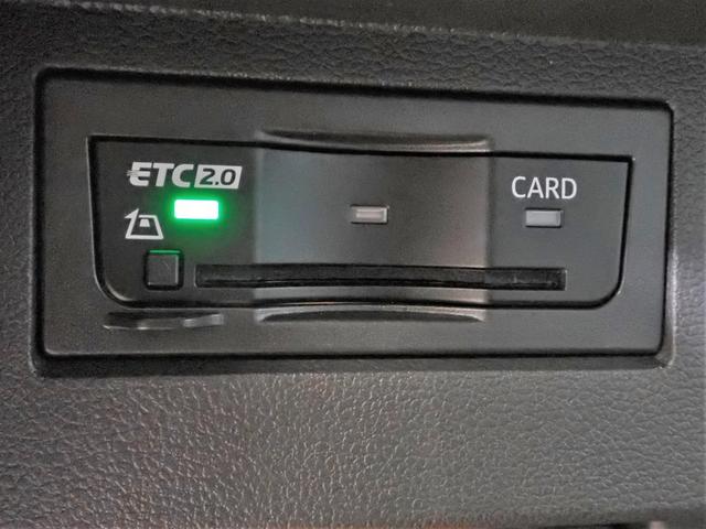 ＴＤＩ　スタイル　純正メモリーナビ　ブルートゥース　Ｂカメラ　ＥＴＣ２．０　ＬＥＤオートライト　革シート　シートヒーター　純１７ＡＷ　アダクティブクルーズ　ターボ　パワーテールゲート　ルーフレール　禁煙車　チョイ乗り(6枚目)