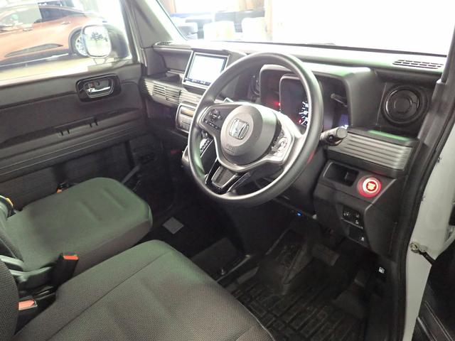 Ｎ－ＶＡＮ＋スタイル ファン　社外メモリーナビ＆フルセグＴＶ　ＣＤ＆ＤＶＤ再生・ブルートゥース＆ＳＤ　バックカメラ　ＥＴＣ　衝突軽減ブレーキ　インテリキー　レーダークルーズコントロール　ＬＥＤオートライト＆ハイビーム　買取車（18枚目）
