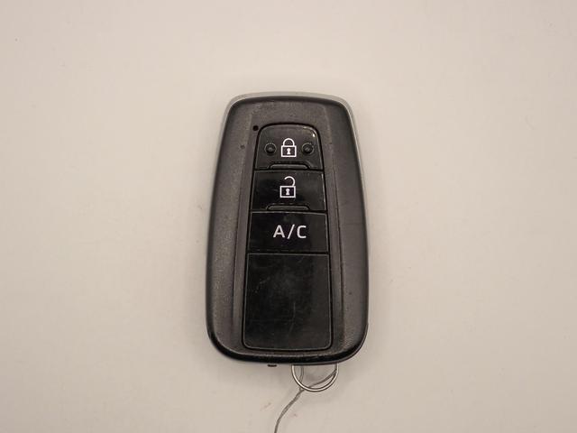 TOYOTA PRIUS PHV A