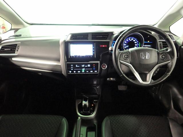 フィットハイブリッド Lパッケージ 純正メモリーナビ&フルセグTV/CD&DVD・ブルートゥース&USB/バックカメラ/ETC/クルーズコントロール/衝突軽減ブレーキ/インテリキー/LEDオートライト/UVカットガラス/ユーザー買取車(21枚目)