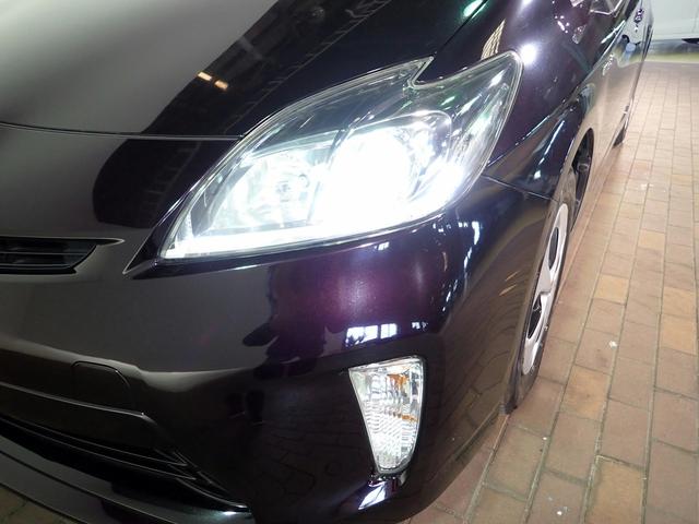 プリウス S 社外SDナビ&フルセグTV CD&DVD・音楽録音・ブルートゥース対応 バックカメラ ドライブレコーダー ETC シートヒーター 革調シートカバー装着 HIDライト インテリキー 純正アルミ 禁煙車(26枚目)