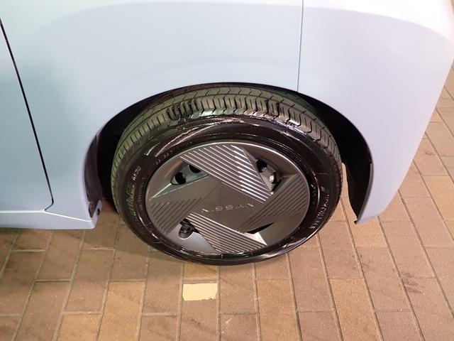 ルークス Ｘ　純正９インチメモリーナビ＆フルセグＴＶ　ブルートゥース＆ＵＳＢ＆ＳＤ対応　アラウンドビューモニター　ドラレコ　ＥＴＣ　電動スライドドア　ＬＥＤライト　パーキングセンサー　エマージェンシーブレーキ　禁煙（32枚目）