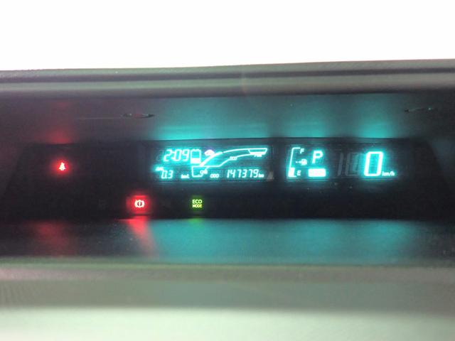 アクア G 純正SDナビ&フルセグTV CD&DVD再生・ブルートゥース対応 バックカメラ ABS 両席エアバック ETC インテリキー HIDオートライト UVカットガラス ワンオーナー車 ユーザー買取車(16枚目)