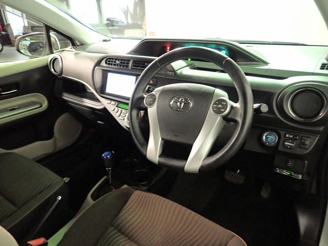 アクア G 純正SDナビ&フルセグTV CD&DVD再生・ブルートゥース対応 バックカメラ ABS 両席エアバック ETC インテリキー HIDオートライト UVカットガラス ワンオーナー車 ユーザー買取車(18枚目)