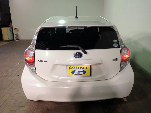 アクア G 純正SDナビ&フルセグTV CD&DVD再生・ブルートゥース対応 バックカメラ ABS 両席エアバック ETC インテリキー HIDオートライト UVカットガラス ワンオーナー車 ユーザー買取車(31枚目)