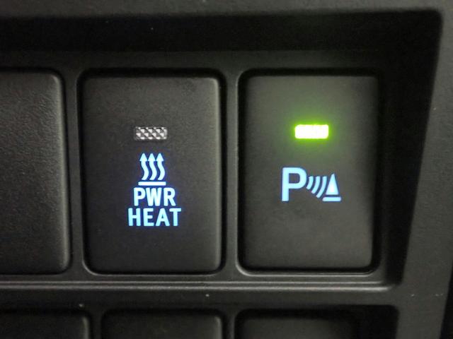 ハイラックス Ｚ　社外１１インチディスプレイオーディオ　ブルートゥース＆ＵＳＢ＆アップルカープレイ＆アンドロイド　バックカメラ　ドラレコ　ＬＥＤ　トヨタセーフティセンス　キャノピー付　純正アルミ　１オーナー禁煙　買取車（10枚目）