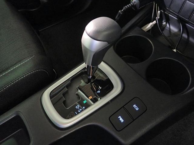 ハイラックス Ｚ　社外１１インチディスプレイオーディオ　ブルートゥース＆ＵＳＢ＆アップルカープレイ＆アンドロイド　バックカメラ　ドラレコ　ＬＥＤ　トヨタセーフティセンス　キャノピー付　純正アルミ　１オーナー禁煙　買取車（19枚目）