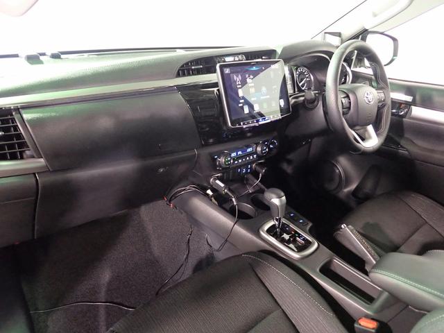 ハイラックス Ｚ　社外１１インチディスプレイオーディオ　ブルートゥース＆ＵＳＢ＆アップルカープレイ＆アンドロイド　バックカメラ　ドラレコ　ＬＥＤ　トヨタセーフティセンス　キャノピー付　純正アルミ　１オーナー禁煙　買取車（22枚目）