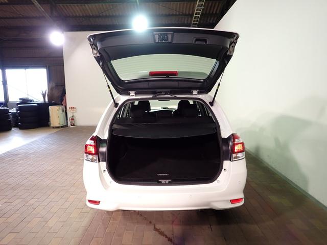 カローラフィールダー ハイブリッド EX 社外メモリーナビゲーション CD再生・ブルートゥース&USB・AUX・SD対応 バックカメラ ETC キーレス オートライト&ハイビーム プッシュスターター トヨタセーフティセンス UVカットガラス(24枚目)