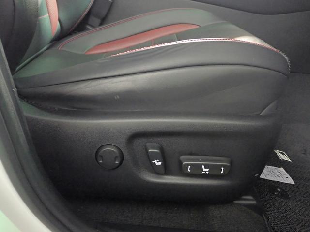 NX NX200t Fスポーツ 純正メモリーナビ&TV/DVD再生・ブルートゥース&USB対応/パノラミックビューモニター/ドラレコ/インテリキー/電動サンルーフ/BSM/革シート&ヒーター&ベンチレーター/ワンオーナー禁煙/買取車(12枚目)