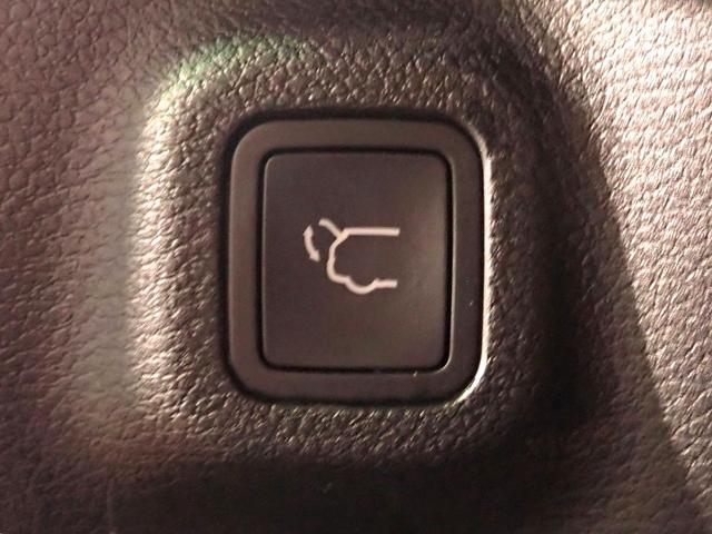 ジープ・コンパス リミテッド 純正メモリーナビ&フルセグTV ブルートゥース&USB バックカメラ ETC 革シート&ヒーター インテリキー レーダークルーズコントロール 電動ゲート 衝突軽減ブレーキ 純正アルミ ワンオーナー禁煙(16枚目)