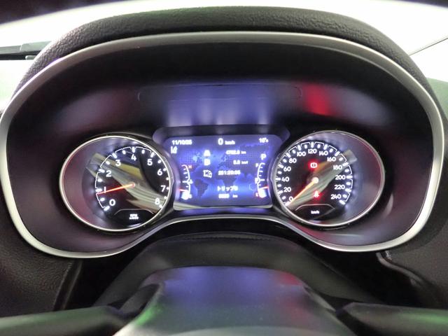 ジープ・コンパス リミテッド 純正メモリーナビ&フルセグTV ブルートゥース&USB バックカメラ ETC 革シート&ヒーター インテリキー レーダークルーズコントロール 電動ゲート 衝突軽減ブレーキ 純正アルミ ワンオーナー禁煙(18枚目)