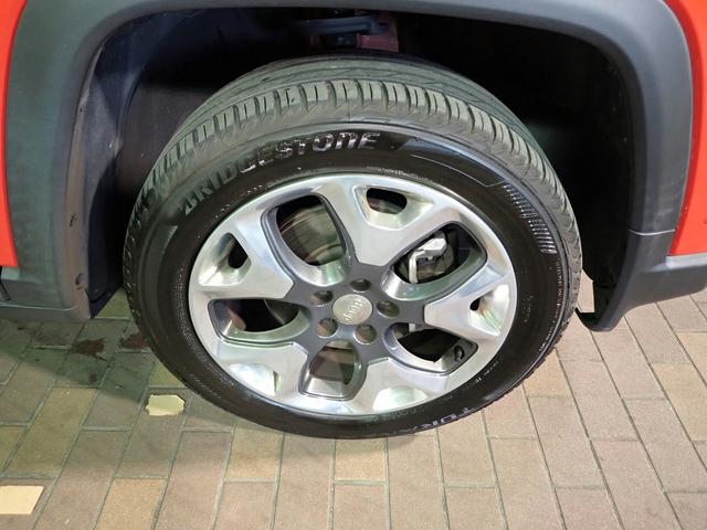 ジープ・コンパス リミテッド 純正メモリーナビ&フルセグTV ブルートゥース&USB バックカメラ ETC 革シート&ヒーター インテリキー レーダークルーズコントロール 電動ゲート 衝突軽減ブレーキ 純正アルミ ワンオーナー禁煙(32枚目)