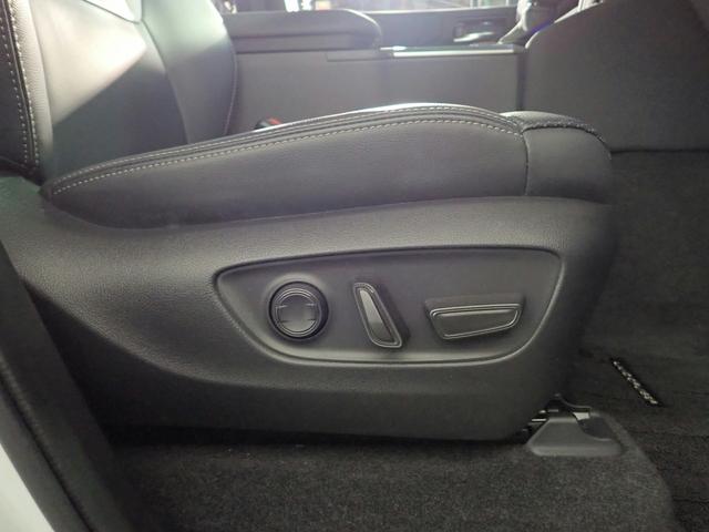 ランドクルーザー２５０ ＶＸ　純正１２．３インチコネクトナビＴＶ／ブルートゥース＆ＵＳＢ＆ＨＤＭＩ対応／バックカメラ／前後ドラレコ／ブラインドスポットモニター／本革シート＆ヒーター＆ベンチレーション／サンルーフ／ＥＴＣ２．０／禁煙（11枚目）