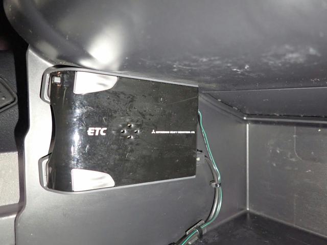 スペーシアカスタム ＸＳ　社外メモリーナビ＆フルセグＴＶ／ＣＤ＆ＤＶＤ・ブルートゥース・ＵＳＢ／バックカメラ／ＥＴＣ／インテリキー／電動スライドドア／ＨＩＤオートライト／ＵＶカットＧ／純正１４インチアルミ／ワンオーナー／買取車（9枚目）