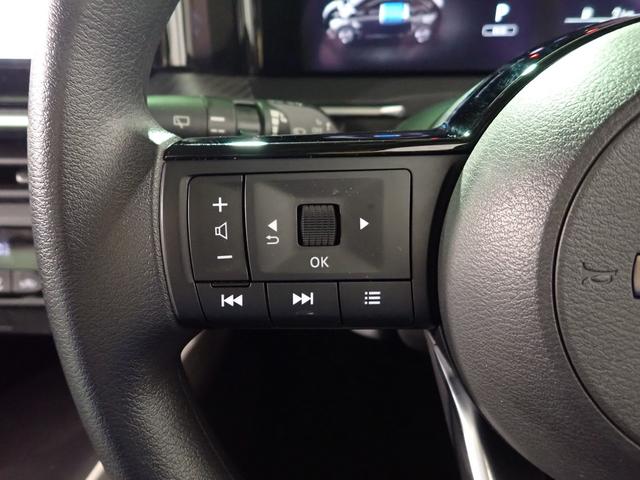 ノート Ｘ　純正９インチメモリーナビ＆ＴＶ／ブルートゥース＆ＳＤ対応／アラウンドビューモニター／ドライブレコーダー／インテリキー／ＥＴＣ／ブラインドスポットモニター／エマージェンシーブレーキ／オートライト／禁煙車（13枚目）