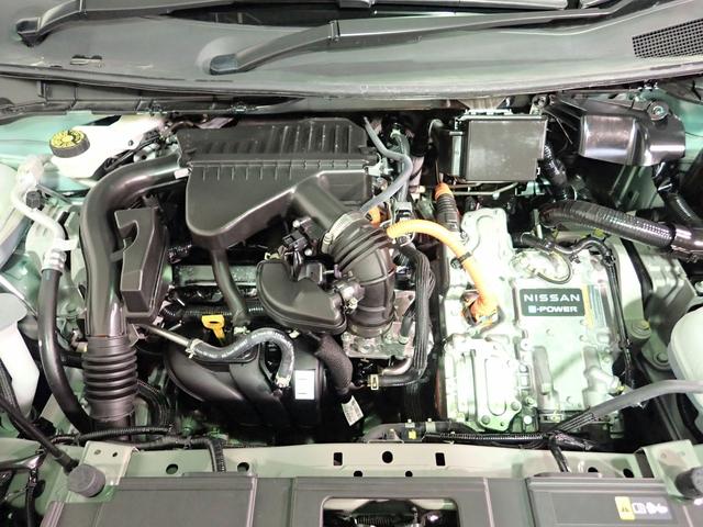 ノート Ｘ　純正９インチメモリーナビ＆ＴＶ／ブルートゥース＆ＳＤ対応／アラウンドビューモニター／ドライブレコーダー／インテリキー／ＥＴＣ／ブラインドスポットモニター／エマージェンシーブレーキ／オートライト／禁煙車（33枚目）