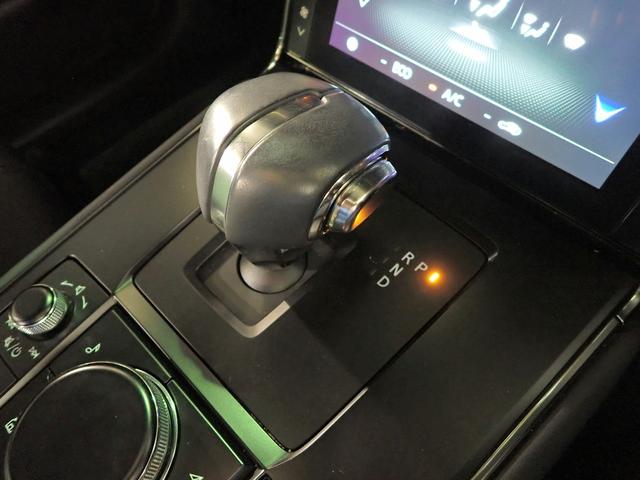 ＭＸ－３０ＥＶモデル ハイエストセット　インダストリアルクラッシック　純正ディスプレイＯＤ　ブルートゥース＆ＵＳＢ＆ＨＤＭＩ対応　３６０°モニター　ブラインドスポットＭ　ステアリング＆シートヒーター　衝突軽減　純正アルミ　充電ケーブル　禁煙（19枚目）