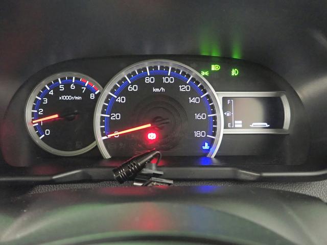 ルーミー カスタムG 社外9インチメモリーナビ&フルセグTV CD&DVD再生・ブルートゥース&USB&SD対応 全方位モニター 両側電動スライドドア USB充電 LEDライト インテリキー 衝突軽減ブレーキ 禁煙 買取車(17枚目)