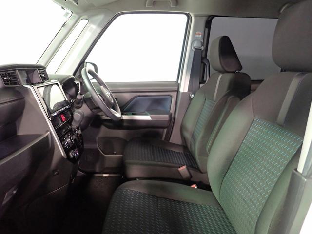 ルーミー カスタムG 社外9インチメモリーナビ&フルセグTV CD&DVD再生・ブルートゥース&USB&SD対応 全方位モニター 両側電動スライドドア USB充電 LEDライト インテリキー 衝突軽減ブレーキ 禁煙 買取車(22枚目)