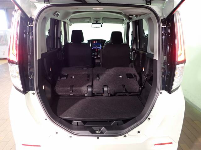 ルーミー カスタムG 社外9インチメモリーナビ&フルセグTV CD&DVD再生・ブルートゥース&USB&SD対応 全方位モニター 両側電動スライドドア USB充電 LEDライト インテリキー 衝突軽減ブレーキ 禁煙 買取車(25枚目)