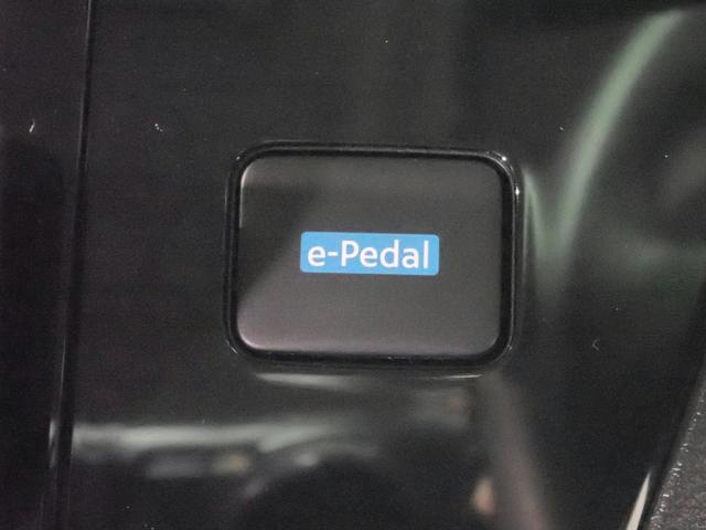 サクラ Ｘ　純正９インチメモリーナビフルセグＴＶ　ＣＤ＆ＤＶＤ再生・ブルートゥース・ＳＤ対応　ＥＴＣ　ＬＥＤオートライト＆ハイビーム　パーキングセンサー　エマージェンシーブレーキ　インテリキー　純正アルミ　禁煙車（11枚目）