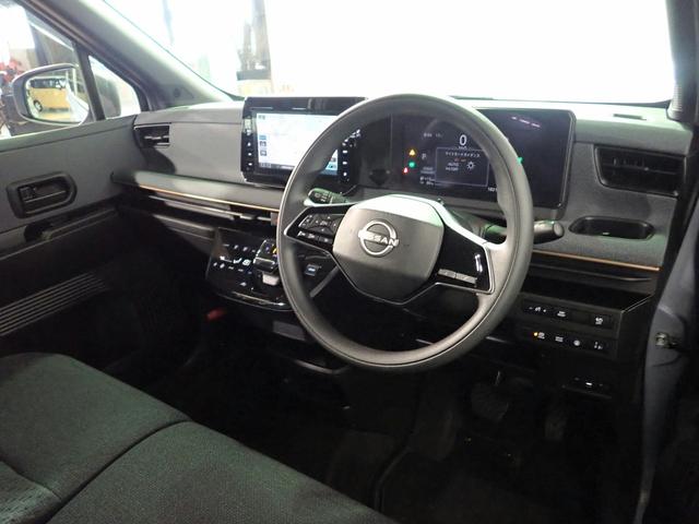 サクラ Ｘ　純正９インチメモリーナビフルセグＴＶ　ＣＤ＆ＤＶＤ再生・ブルートゥース・ＳＤ対応　ＥＴＣ　ＬＥＤオートライト＆ハイビーム　パーキングセンサー　エマージェンシーブレーキ　インテリキー　純正アルミ　禁煙車（19枚目）