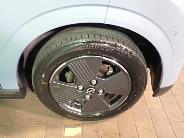 サクラ Ｘ　純正９インチメモリーナビフルセグＴＶ　ＣＤ＆ＤＶＤ再生・ブルートゥース・ＳＤ対応　ＥＴＣ　ＬＥＤオートライト＆ハイビーム　パーキングセンサー　エマージェンシーブレーキ　インテリキー　純正アルミ　禁煙車（32枚目）