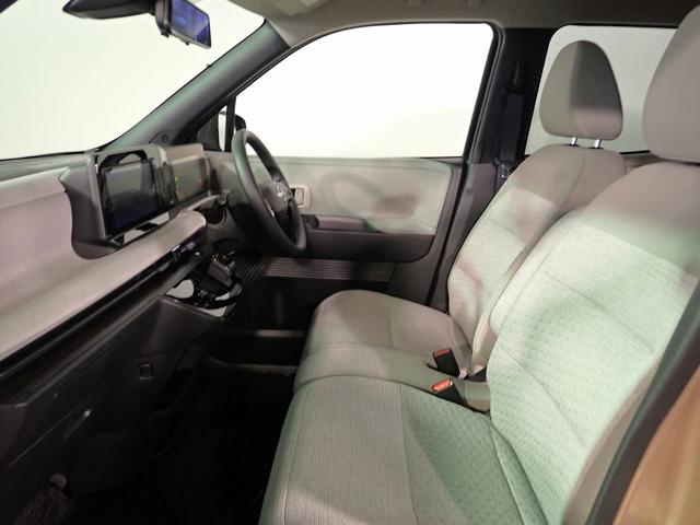 サクラ Ｘ　純正９インチディスプレイオーディオ　ブルートゥース＆ＵＳＢ＆アップルカープレイ＆アンドロイド対応　アラウンドビューＭ　ＥＴＣ　前後ドラレコ　エマージェンシーブレーキ　ＬＥＤライト　インテリキー　禁煙車（22枚目）