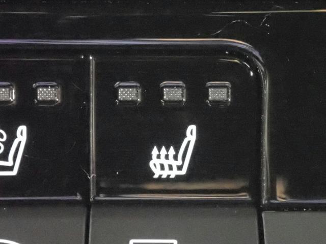 クラウンクロスオーバー Gアドバンスド・レザーパッケージ 純正コネクトナビフルセグTV ブルートゥース&USB対応 パノラマビューモニター 前後ドラレコ ETC ブラインドスポット? 黒革シート&ヒーター&ベンチレーター トヨタセーフティセンス 禁煙 買取車(10枚目)