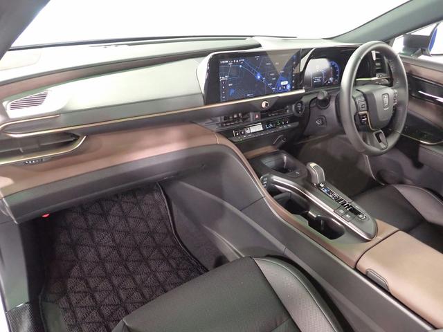 クラウンクロスオーバー Gアドバンスド・レザーパッケージ 純正コネクトナビフルセグTV ブルートゥース&USB対応 パノラマビューモニター 前後ドラレコ ETC ブラインドスポット? 黒革シート&ヒーター&ベンチレーター トヨタセーフティセンス 禁煙 買取車(22枚目)