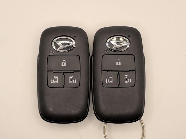 ムーヴキャンバス ストライプスG アップグレードパック/バックカメラ/ABS/両席サイドカーテンエアバック/シートヒーター/LEDライト/インテリキー/ホットカップホルダー/衝突軽減ブレーキ/車線逸脱防止/両側電動スライド/UVカット(6枚目)