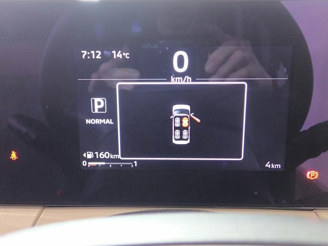 デリカミニ G プレミアム オーディオレス マルチアラウンドビューモニター インテリキー 両側電動スライドドア ブラインドスポットモニター 衝突軽減ブレーキ シート&ステアリングヒーター LEDライト マイパイロット 純正アルミ(18枚目)