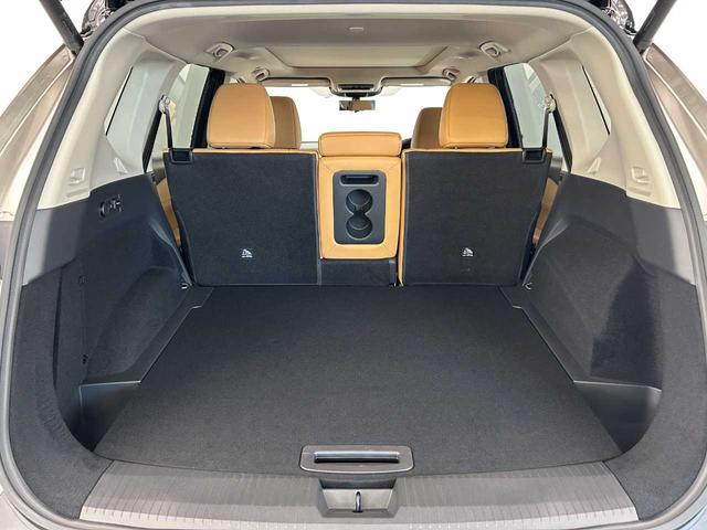 エクストレイル Ｇ　ｅ－４ＯＲＣＥ　禁煙車　パノラミックガラスルーフ　ＢＯＳＥサウンド　タンナッパ革シート　ニスモＦスポイラー　シルバールーフレール　プロパイロットパーキング　ＢＴ接続　アラウンドビューモニター　クルーズコントロール（10枚目）