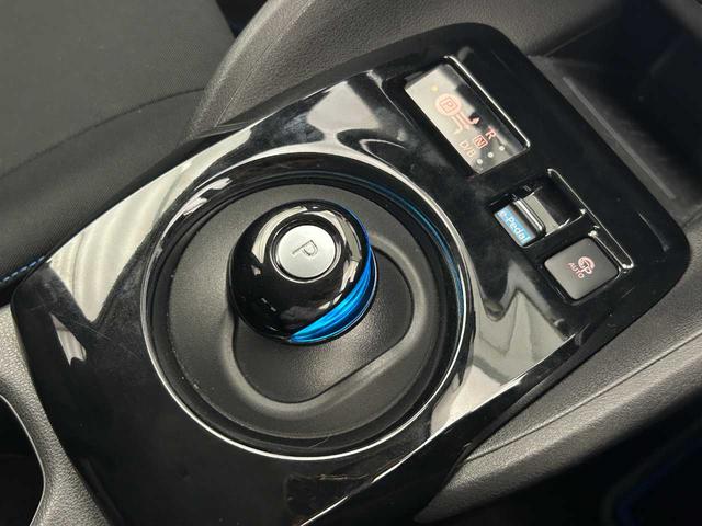 リーフ Ｇ　ワンオーナー／禁煙車／インテリジェントエマージェンシーブレーキ／プロパイロット／クルコン／アラウンドビューモニタ／デジタルインナーミラー／シートヒータ／ＵＳＢ／Ｂｌｕｅｔｏｏｔｈ／スマートキー（10枚目）