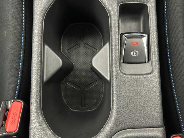 リーフ Ｇ　ワンオーナー／禁煙車／インテリジェントエマージェンシーブレーキ／プロパイロット／クルコン／アラウンドビューモニタ／デジタルインナーミラー／シートヒータ／ＵＳＢ／Ｂｌｕｅｔｏｏｔｈ／スマートキー（11枚目）